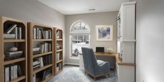 Georgetown Park Gallery 17