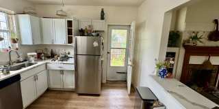 Newly renovated spacious 4 bedroom home in Sheraden - AVAILABLE OCTOBER! Gallery 31