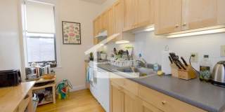 Large 2 bed in Allston Gallery 1