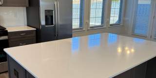 Updated 3 Bedroom High Point Condo with Large Bonus Room! Gallery 7