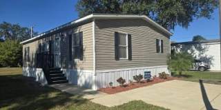 7086 Greenbrier Village Drive Gallery 1