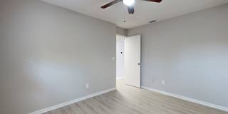 Updated 2 Bedroom / 1 Bathroom Apartment Gallery 12