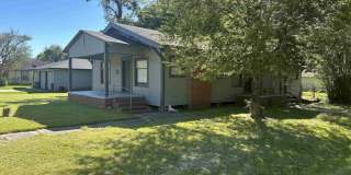 Spacious 3 Bedroom Home for Rent Gallery 1