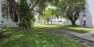 1990 NW 4th Ct Gallery 20