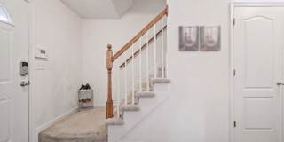 LARGE 4 BEDROOM HOME NEAR MILITARY BASE AND BAY Gallery 7