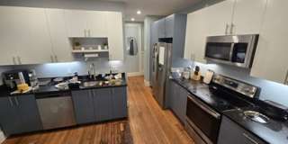 Kenmore Sq. - 4 Bed 2 Bath - 9/1 Gallery 5
