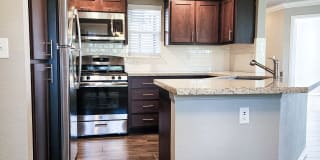 Lake Forest Gallery 3