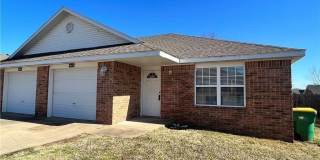 650 Appleridge  DR Gallery 1