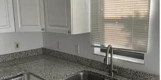 617 Ixoria Avenue Gallery 1