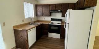 Charming 3 Bed 1 Bath Home Gallery 3