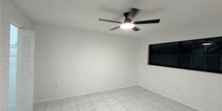 927 NE 199th St Gallery 4