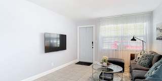 2 BEDROOM 1 BATH APARTMENT HOME LOCATED IN ST. PETERSBURG, FL Gallery 7
