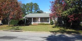 806 University Avenue Gallery 1