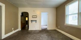 For Rent: 912 S Penn St. Cozy 3-Bedroom Home with a fenced in yard & detached garage! Washer & Dryer Hookups! Section 8 Approved! Gallery 6