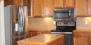 Beautiful West Greeley Townhome | 3 Bed • 2.5 Bath | Available in August! Gallery 21