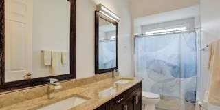 15910 Lindbergh Lane Gallery 31