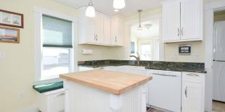 7 Williams Street Gallery 3