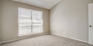 Laurel Grove Gallery 24