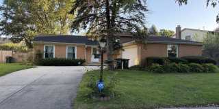 3927 Crestwood Drive Gallery 1