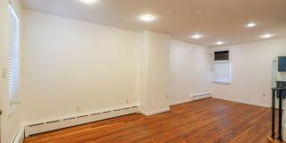 Newly renovated 2 bedroom Gallery 6