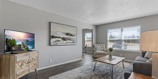 Maverick on Maurine Apartments Gallery 5