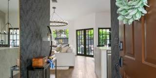 13504 Fountain View Boulevard Gallery 5