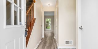 SPACIOUS 3 BEDROOM 2.5 BATHROOM TOWNHOME IS IMMEDIATELY AVAILABLE IN OLNEY Gallery 5