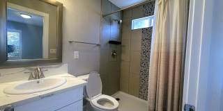 Beautiful 2-Bedroom Home with Large Backyard Beautiful 2-Bedroom Home with Large Backyard Gallery 7