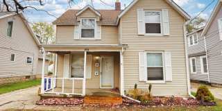 854 Crosby Street NW Gallery 1