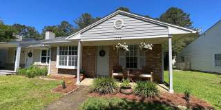 Family Friendly 2 Bedroom Duplex Available In Tallahassee NOW Gallery 1