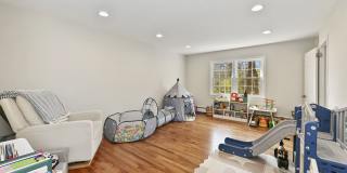 163 Macgregor Drive Gallery 11