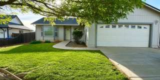 Lovely Home in Cottonwood!! (Lake California/Privately Gated Community) Gallery 1