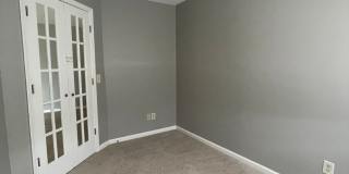 Large first floor condo for rent! 1034-3 Blue Ridge Dr. Gallery 10