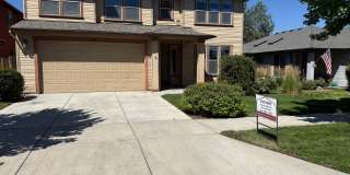 **$500 Off First Month's Rent** NE House Pet Friendly, 4 Bdrm, 2.5 Bath, Bonus Room, Office, Gas Heat/fireplace, A/C **$500 Off First Month's Rent** NE House Pet Friendly, 4 Bdrm, 2.5 Bath, Bonus Room, Office, Gas Heat/fireplace, A/C Gallery 1