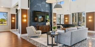The Liliana Gallery 21