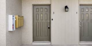 4777-3 Orange Grove Blvd. Gallery 1