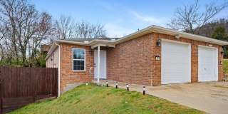 Modern Duplex in Fayetteville, AR Gallery 5