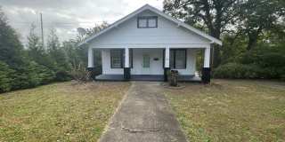 3 bedroom 1 bathroom house in Shelby Gallery 1