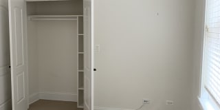 2500 Green Bay Gallery 7