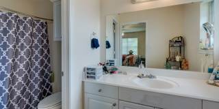 AUGUST PRE-LEASE Beautiful 3 Bed, 3.5 Bath Minutes from Campus! Gallery 5