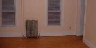 111 Sherman Street Gallery 13