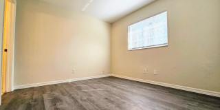 Cozy 2-bedroms, 2-baths in Prime Location Gallery 13