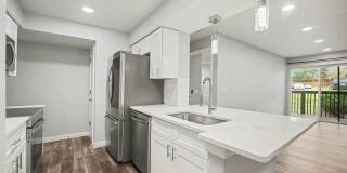 Spacious 1 Bed 1 Bath in the heart of Aurora! LEASING SPECIAL!! Gallery 9