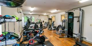 Woodcliffe Apartment Homes Gallery 9