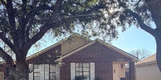 113 Stonewood Place Gallery 1