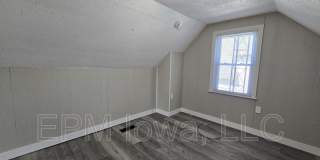 432 Gable Street Gallery 24