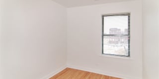 3501 W Adams St Gallery 8
