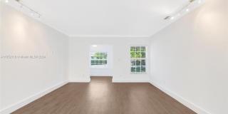 6830 N Waterway Dr Gallery 9