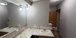 810 Saint Anthony Lane Gallery 36