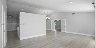 4040 NE 6th Ave Gallery 4